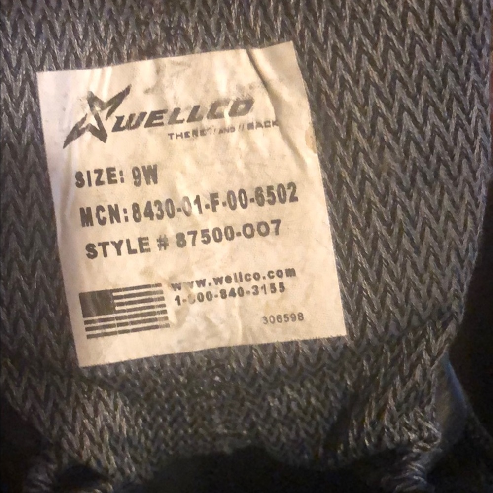 Wellco US military Combat Hiker boot, size 9W.